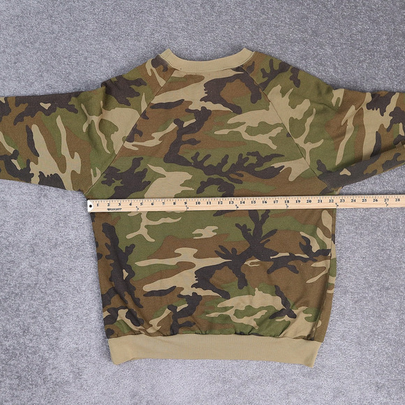 VTG Thrashed Duck Bay Camouflage XL Multicolor Long Sleeve Pullover Sweatshirt - Picture 4 of 16